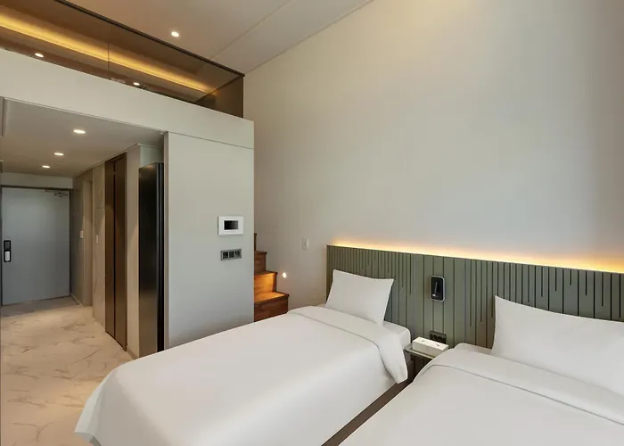 New Cz Nampo Hotel
